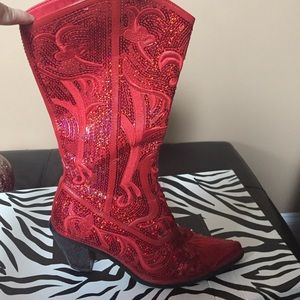 HOT RED FOR HOLIDAY!!!!