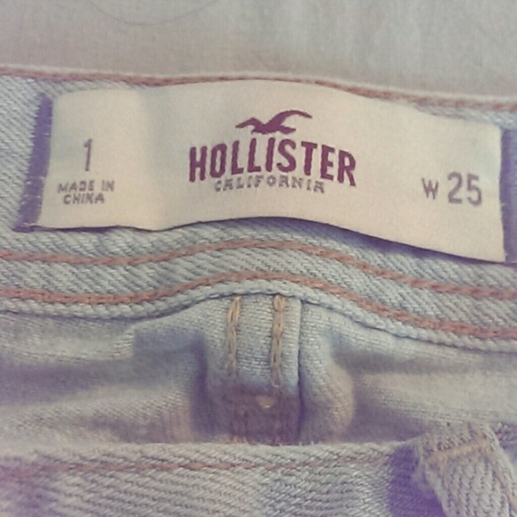 Shorts - Picture 2 of 4