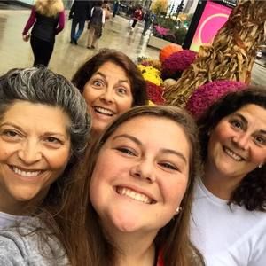 Meet your Posher, Carly