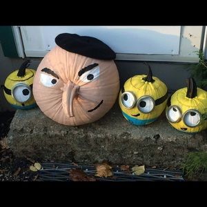 Meet your Posher, Whitney