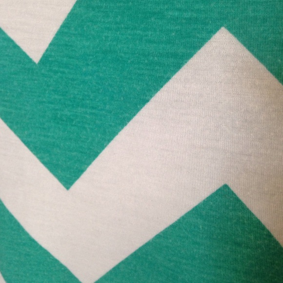 Chevron Blouse - Picture 2 of 3