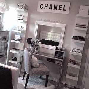 Meet your Posher, Stefania