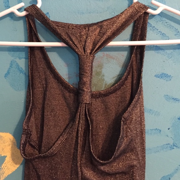 Tank top - Picture 3 of 4