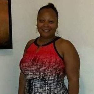 Meet your Posher, Dee