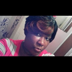 Meet your Posher, Lynette