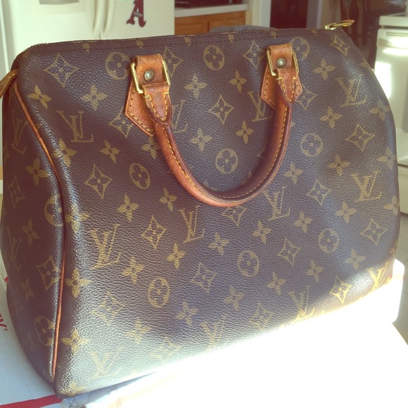 Louis Vuitton Speedy 30