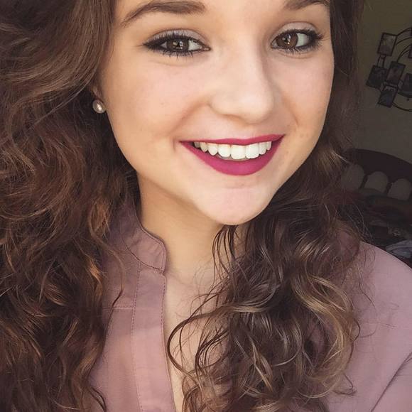 Meet the Posher Other - Meet your Posher, Brittany