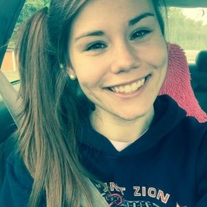 Meet your Posher, Kaylin