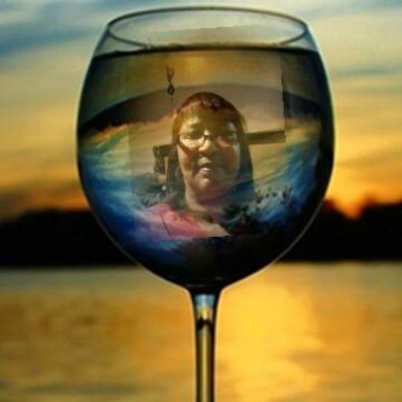 Meet your Posher, Delphia