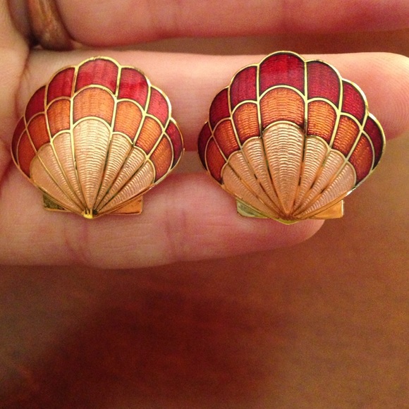 earrings - Picture 2 of 4