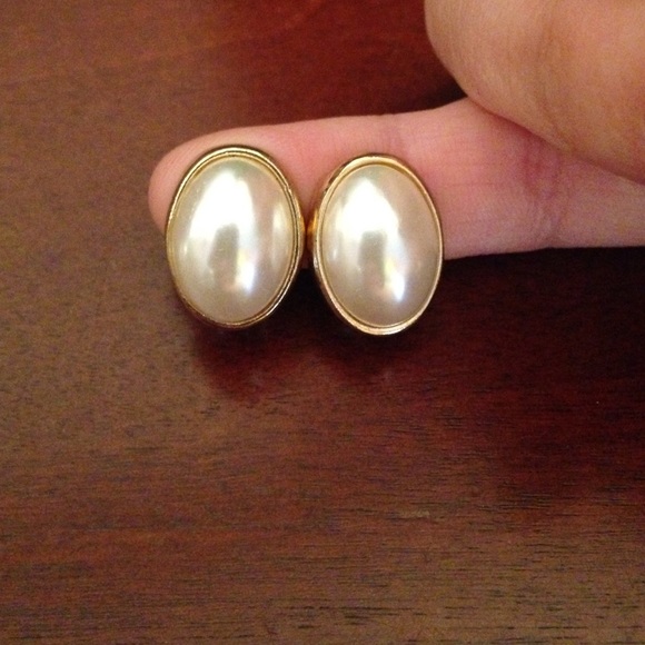 earrings - Picture 3 of 4