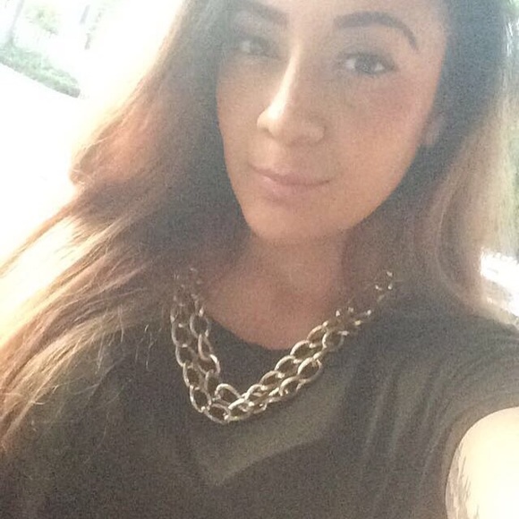 Meet your Posher, Stephanie