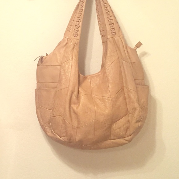 🚫SOLD🚫 Large Leather Shoulder Bag
