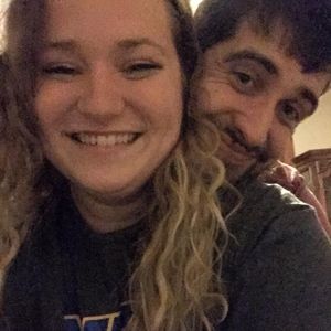 Meet your Posher, Becca