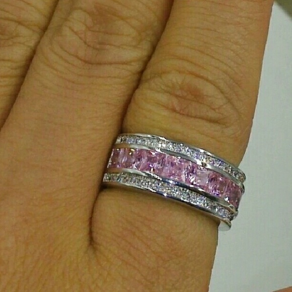SIZE 5.5 sim. PINK white sapphire eternity band - Picture 7 of 8