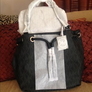 😍 Michael Kors Jet Set Large Gathered Tote😍