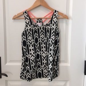 Black and white tribal top
