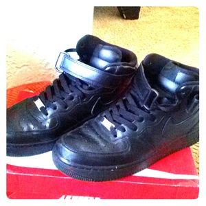 High top Air Force 1s