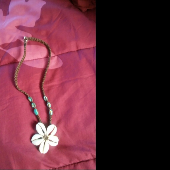 Necklace - Picture 1 of 1