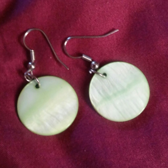 Lime green ear rings two pairs - Picture 2 of 2