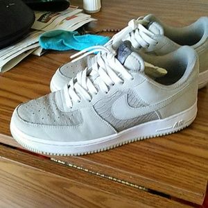 Rare Air Force 1s