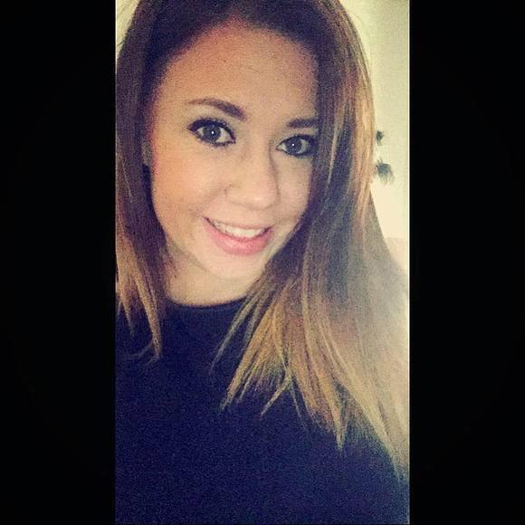 Meet your Posher, Aspen - Picture 1 of 1