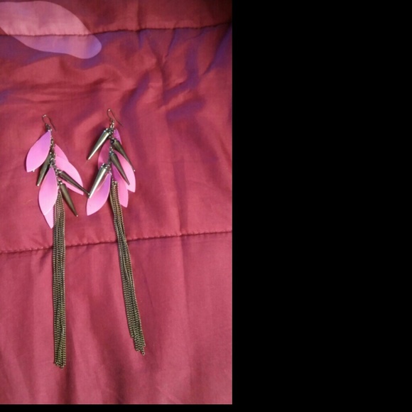 Pink ear rings - Picture 1 of 1