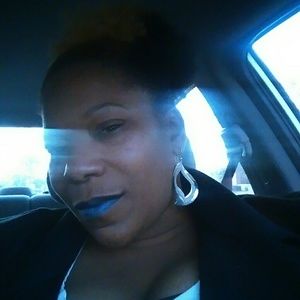 Meet your Posher, Shanequa