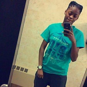 Meet your Posher, Mitzi