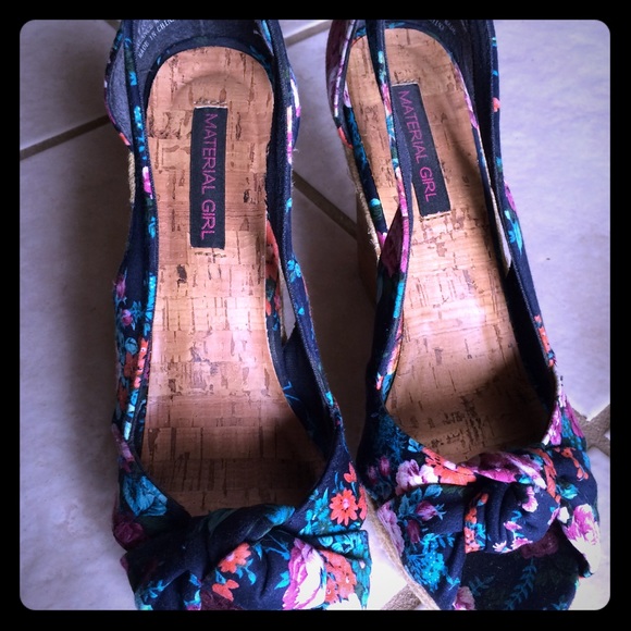 Floral print wedges - Picture 1 of 1