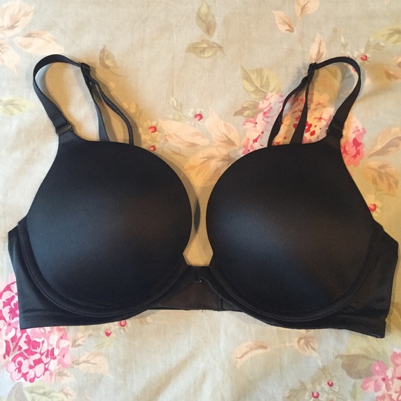 Victoria's Secret black very sexy plunge bra