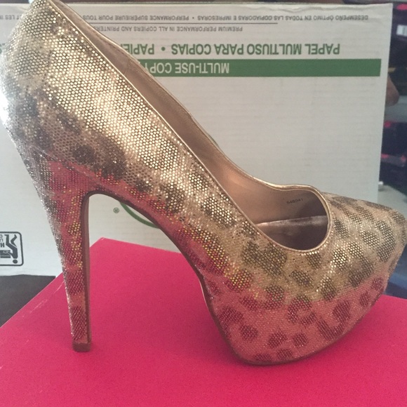 heels!😍 - Picture 2 of 3