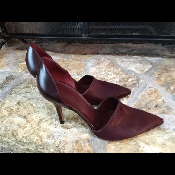 VINCE. Claire d'Orsay Pumps in Oxblood - Picture 4 of 4