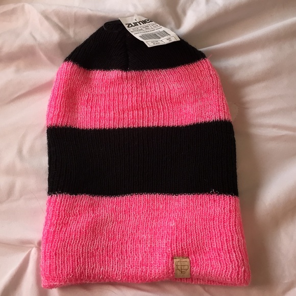Zumiez beanie