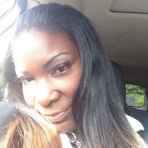 Meet your Posher, Dionne