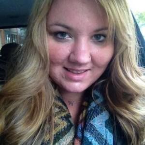 Meet your Posher, Caitlin