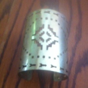 Gold bracelet