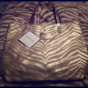 Michael kors oversized tote