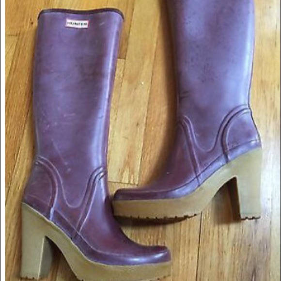 ISO Lonny Hunter boots in merlot, size 7F.
