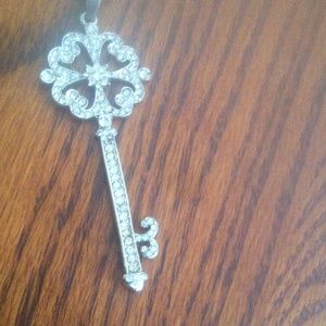 Key necklace