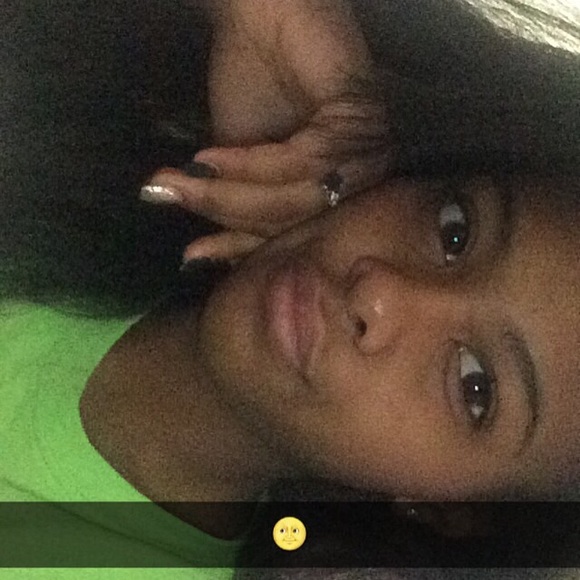 Meet your Posher, Trinity - Picture 1 of 1