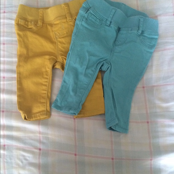 Two infant baby gap jeggins