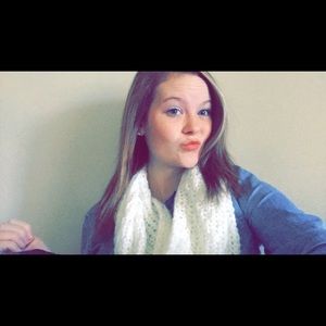 Meet your Posher, Ashlee