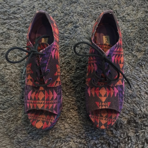 tribal colorful wedges - Picture 2 of 4