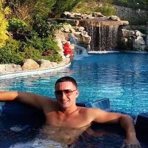 Meet your Posher, Jonathan