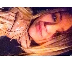 Meet your Posher, Nina