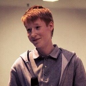 Meet your Posher, Ilia