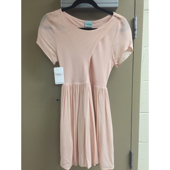 DressUp Boutique: Blush-colored Babydoll Dress