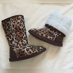 Cheetah print fuzzy boots