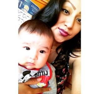 Meet your Posher, Claudia